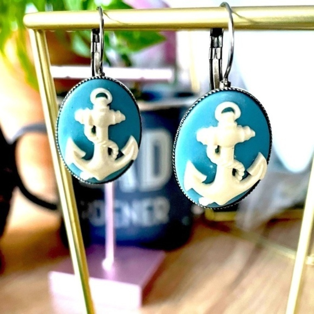 18mm x 25mm Light Blue and White Anchor Cameo Stainless Steel Earrings, Unworn